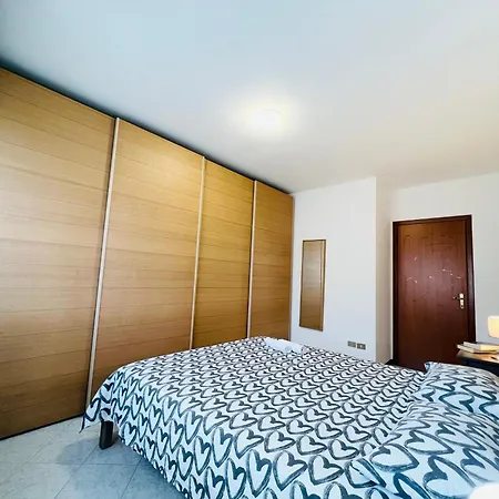 Navigli Very Big Flats With Terrace شقة *