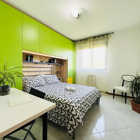 Navigli Very Big Flats With Terrace شقة ميلان