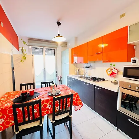 Navigli Very Big Flats With Terrace شقة