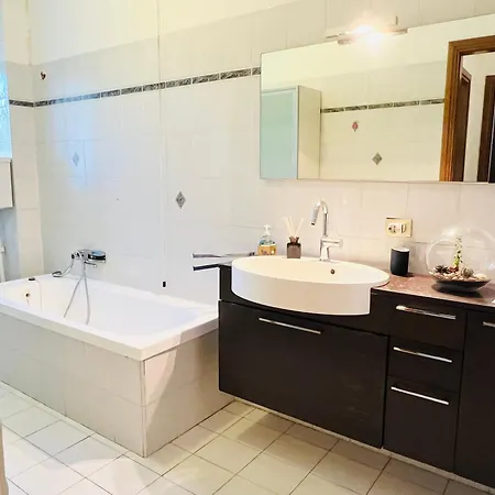 Navigli Very Big Flats With Terrace شقة